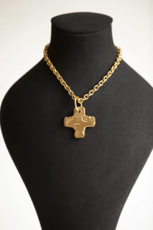 Cruz J III Gold – Colección Holy Rokkus – ROKKUS