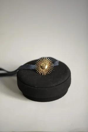 SN Leather gold – Colección Símbolo Nacional – ROKKUS