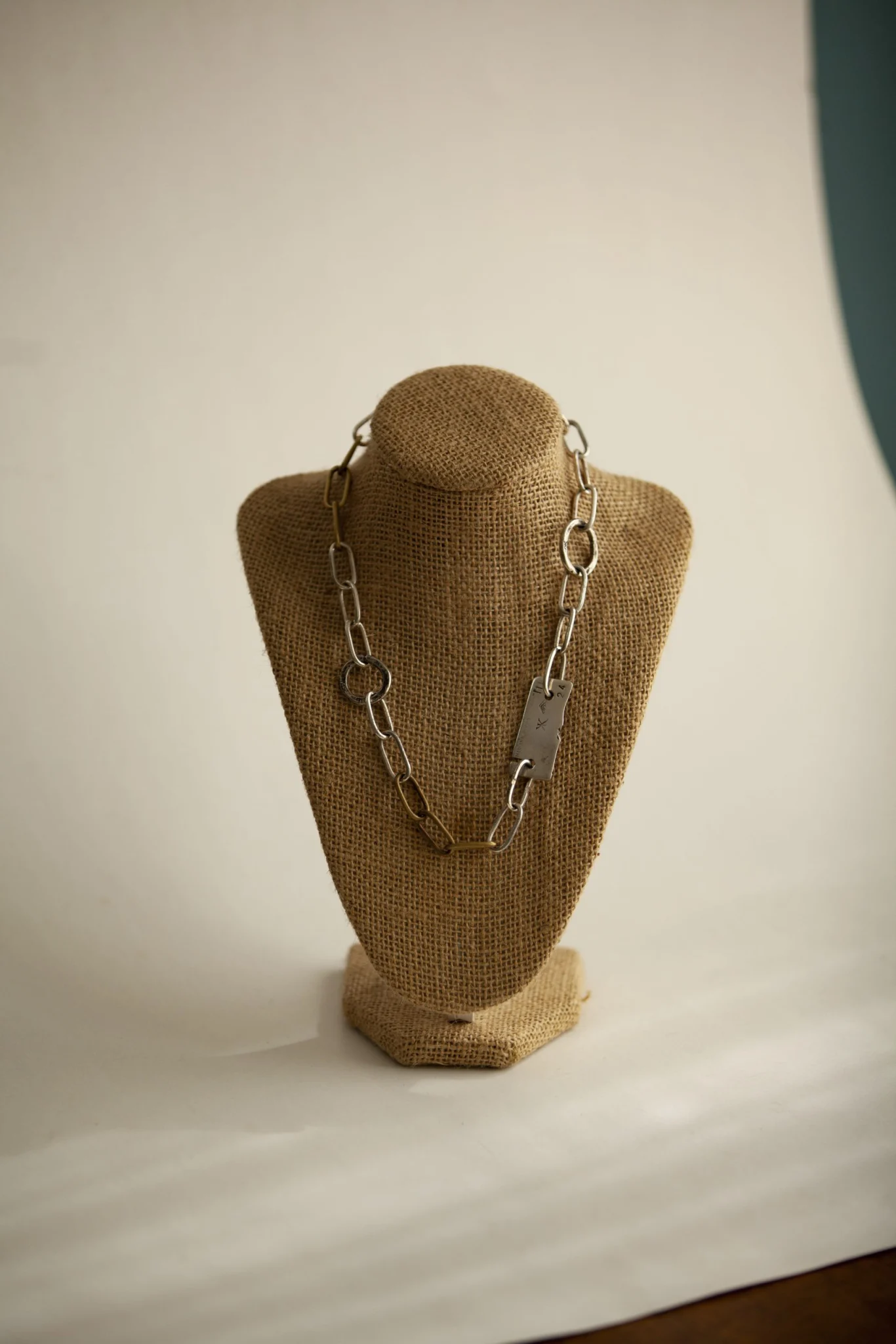 Celedonio Tranquera Necklace – ROKKUS (foto 4)